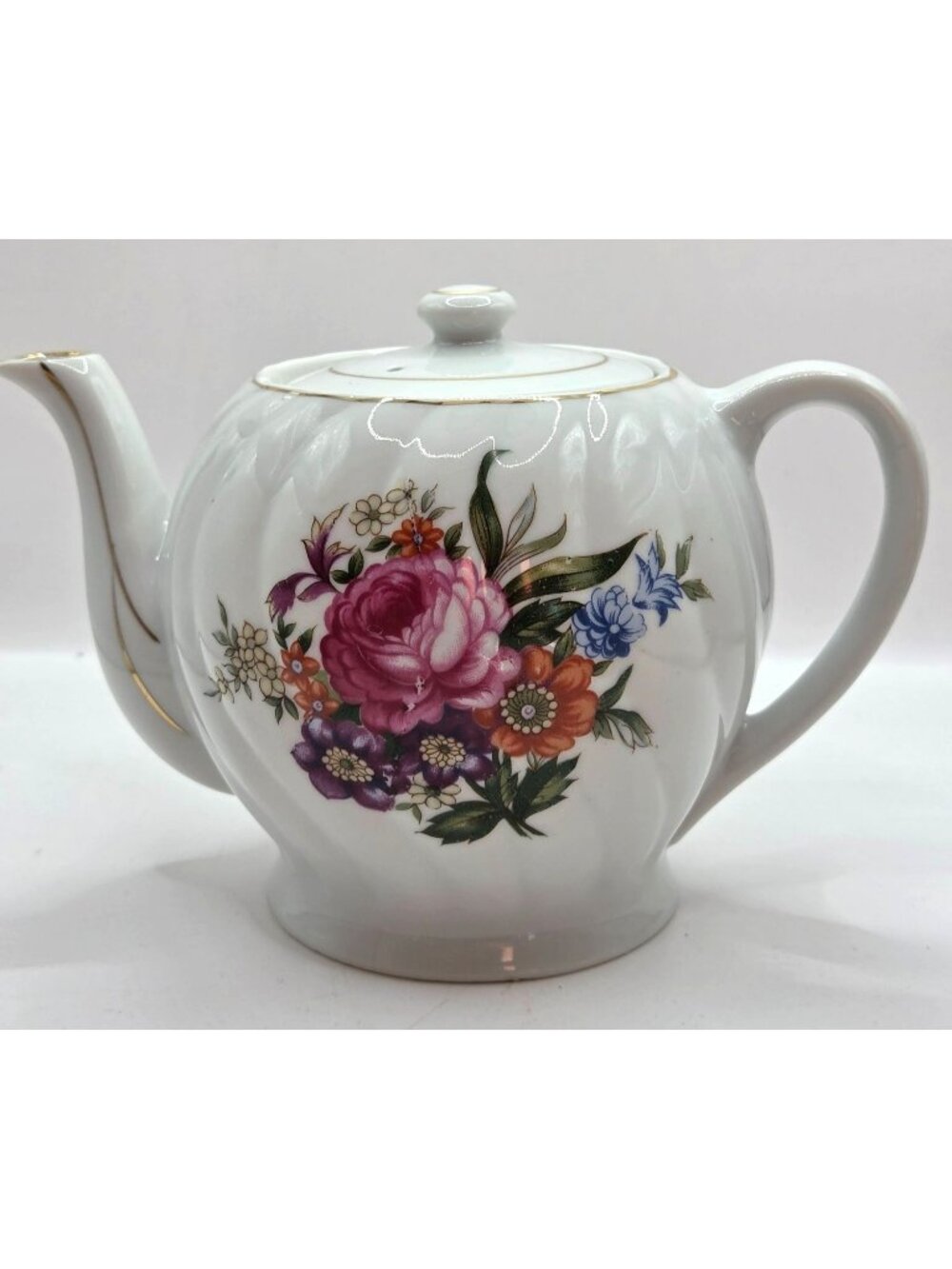 Vtg Floral Porcelain Teapot With Lid Gold Trim Cottage Core Tea Time White *Read